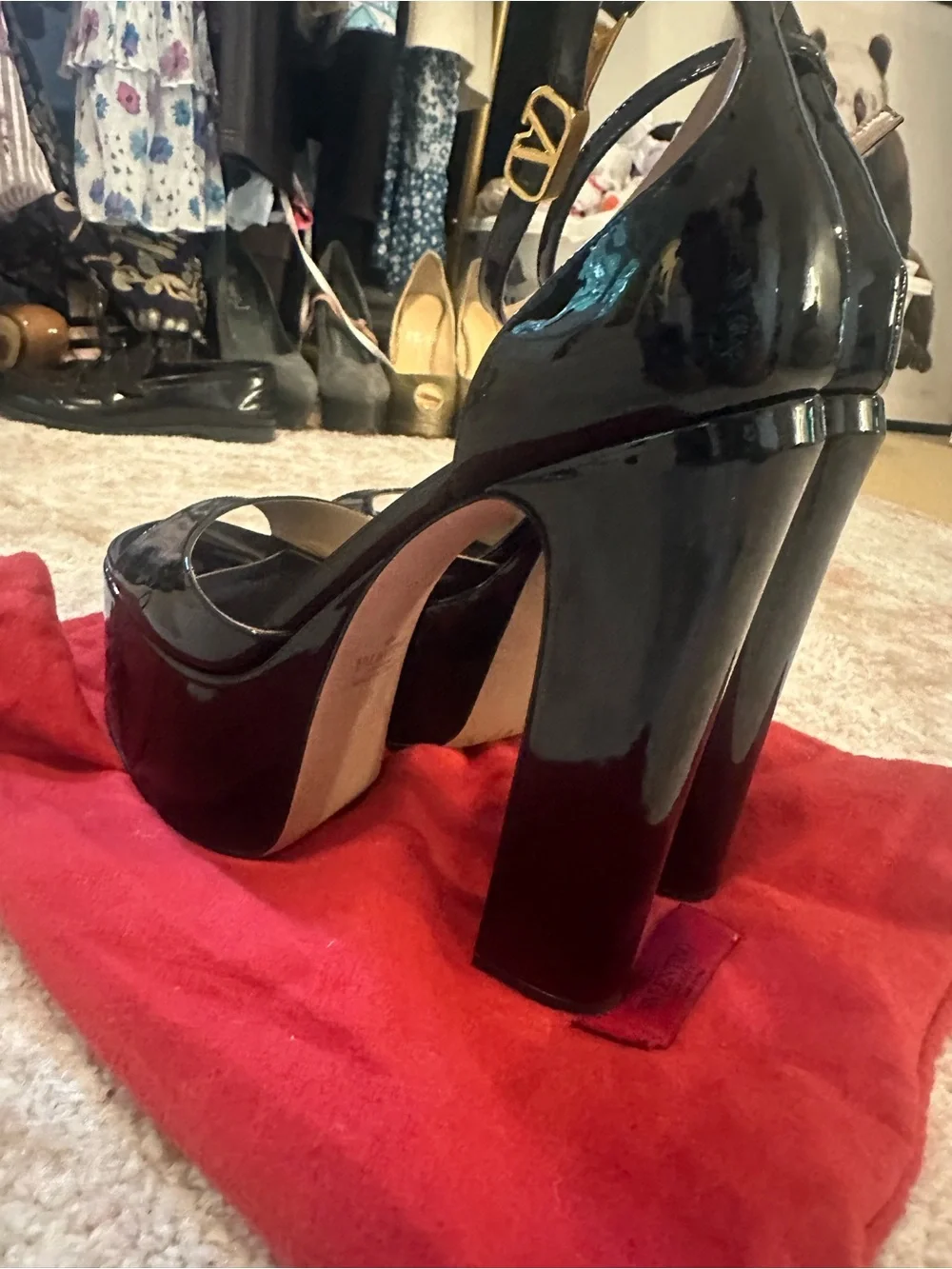 Valentino GO 155 Patent Platform